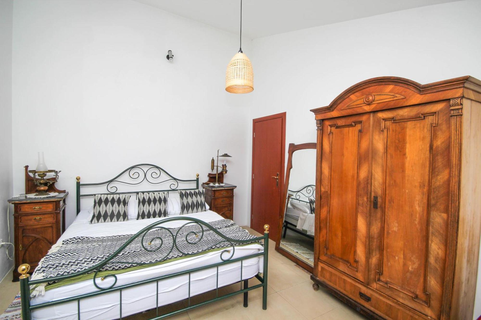 Lola'S Apartments Tribalj Rum bild