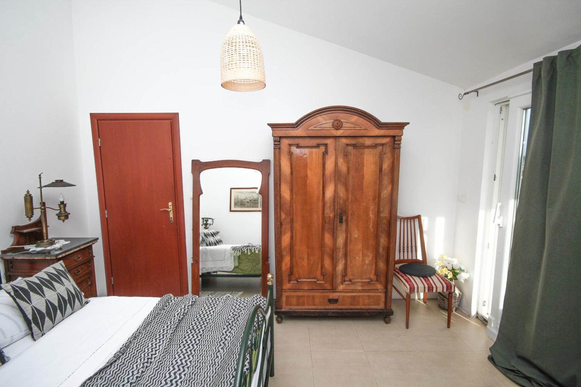 Lola'S Apartments Tribalj Rum bild